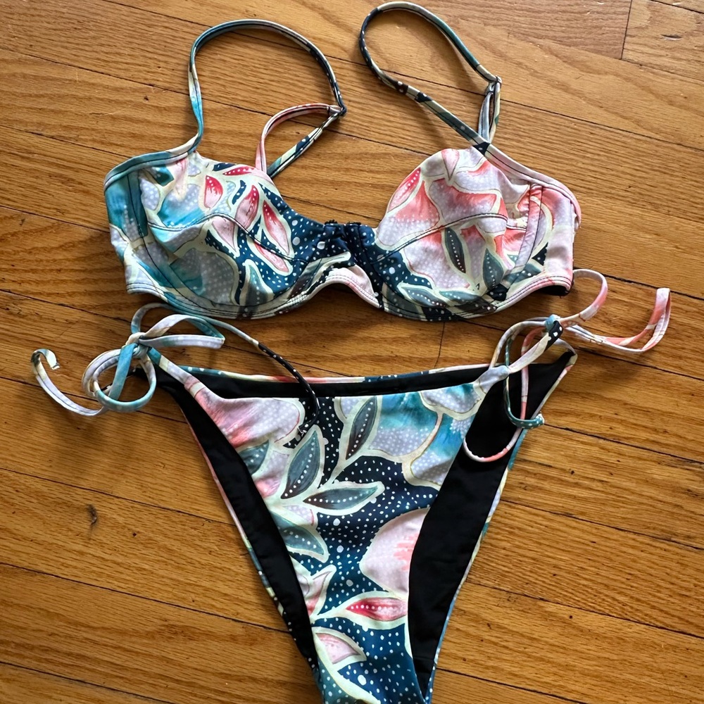 Mara hoffmann Floral Print Underwire Bikini Set in Multi Pastels